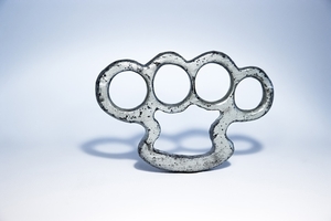 Намерете най-добрите оферти за маси от ковано желязо 28 от Ironbrothers Намерете най-добрите оферти за маси от ковано желязо 28