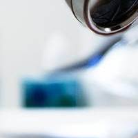 Невероятни коронки 33 от MedicalDent Невероятни коронки 33