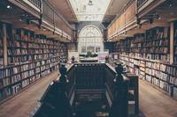 Намерете книжарница 14 от Elephant bookstore Намерете книжарница 14