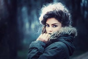 Разгледайте Хиалурон в устните 15