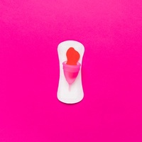 Предложения за  менструални чашки 35